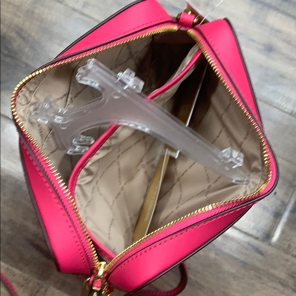 MICHAEL KORS LG EW CROSSBODY Bag Electric Pink - Picture 12 of 16